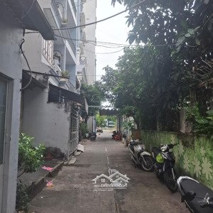 bán nhà võ văn kiệt q. 5 đường trước nhà: 4m. diện tích: 39m2 (ngang 3.7m, dài 10m)