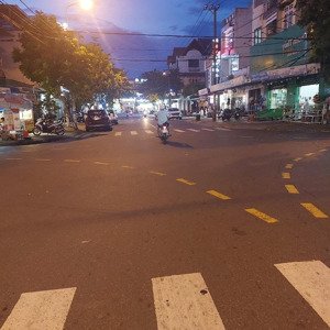 Hiếm! Rẻ! đối Diện Chợ Cẩm Lệ, Ngang đẹp, Trục Kinh Doanh, 100m2 Hoàng Xuân Hãn, Chỉ 13 Tỷ