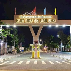 1 lô duy nhất đẹp giá tốt tại kdc 577 giá chỉ 1,350 tỷ. nằm trục đường 11,5m.