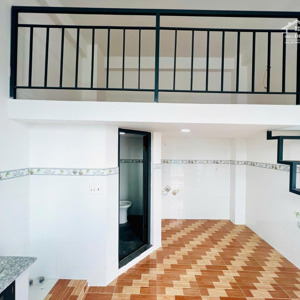 phòng duplex cho thuê - rộng rãi, sạch sẽ - gác cao, trần thoáng - có balcon thoáng mát