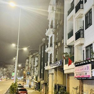 mặt phố, nhỏ tiền, kinh doanh tốt mặt đường âu cơ - tây hồ, dt 50m2, 6 tầng thang máy. hiếm có