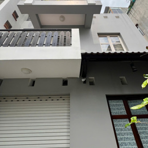 Gia đình Có Việc, Cần Bán Gấp Căn Biệt Thự Trung Tâm Q.10. Giá Cực Tốt - Chưa Từng Qua đầu Tư!