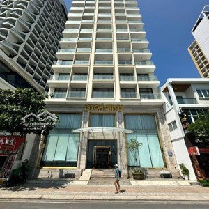 bán khách sạn view biển triệu đô mặt tiền phạm văn đồng nha trang 103 phòng giá 300 tỷ