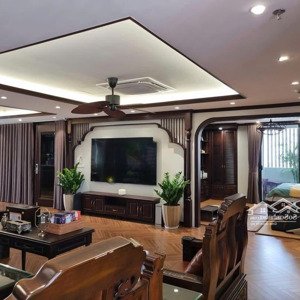 Cho Thuê Penhouse Cao Cấp Tại Phố Hồng Tiến Thông Nguyễn Văn Cừ - Full Nội Thất - đẳng Cấp 5*