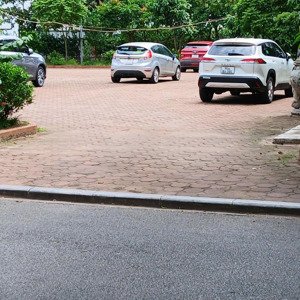 bán căn cc tại ct 21 phường giang biên, đô thị việt hưng 52 m2, giá rẻ