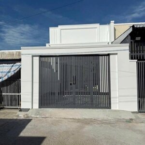 Nhà Đẹp Xây Mới Gần Cổng Chào Trảng Bàng, 125M2, SHR đất TC GIÁ 695Tr