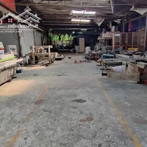 Cho Thuê Kho Xưởng Dương Nội Hà đông, Dt 400m2 Cao 6m Có điện 3 Pha Xe Công đỗ Cửa Giá 25 Triệu