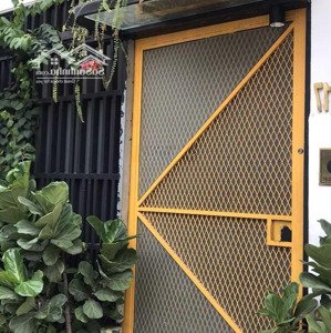 Phòng Mới Có Thiết Kế đẹp Nhiều Cửa Sổ Thoáng Sáng ở Trung Tâm Bình Thạnh Kế Q 1,2