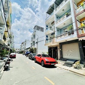 Gấp Bán - Khu Vip Bình Phú - Quận 6 - 4 Tầng - View Công Viên Thoáng Mát