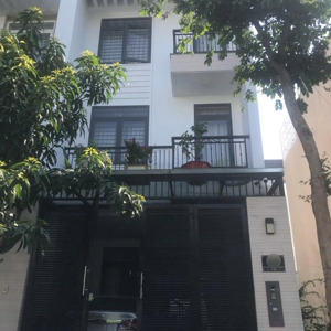 nhà bán 4 tầng- 5 x 20m 100m2- 5 pn, 4 wc- 7tỷ9 tl-mt 12m-kdc 13e (làng việt kiều) xã phong phú, bc