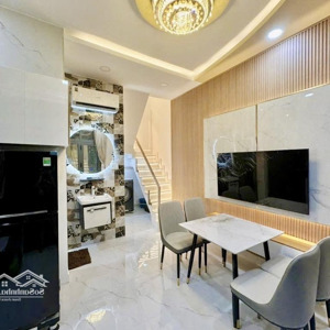 Lê Văn Sỹ - Nhà đẹp 3 Tầng 2 Pn - Sổ 20,9m2. 4,5 Tỷ