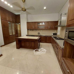 Biệt Thự Hxh Siêu Vip Nguyễn đình Chính, Q. Phú Nhuận Dt: 9x20m Trệt 2 Lầu Hạ Giá 37 Tỷ