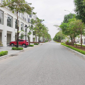 Bán Nhà Liền Kề Hinode Royal Park 100m2, Giá Còn Rẻ Hơn Cả đất Dịch Vụ- đấu Giá, Gần Hồ điều Hòa