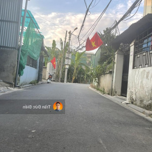 cần bán 65m đất vườn, có nhà cấp 4 cho thuê, có thể lên thổ cư tại cự khối, 3,4 tỷ đường ô tô tránh