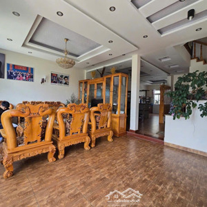 Nhà Phố đường ô Tô Lớn đường Chi Lăng, Phường 9, đà Lạt 4 Tầng 4pn 100% Thổ Cư Giá Tốt Nhất Khu Vực