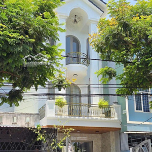 cần thanh khoản gấp - dinh thự 3 tầng tân cổ điển đẳng cấp - gara ô tô - full nội thất sang trọng