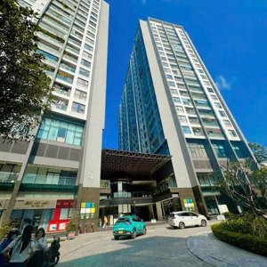 chính chủ cần bán 2pn full nội thất hướng đông nam mát