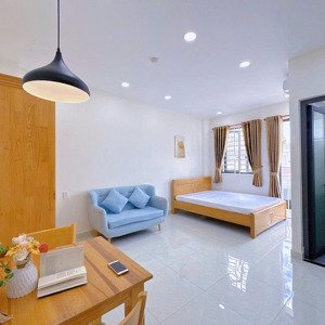 căn studio luxury ban công full nt thang máy gym spa ngay hàng xanh thị nghè bình lợi 