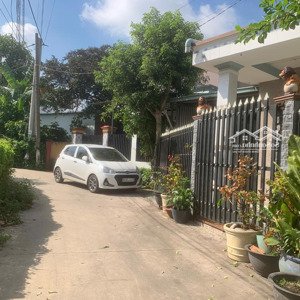Bán Nhà đẹp Giá Tốt Tại định Hòa, Thủ Dầu Một; đường ô Tô, Ngang 10m, Có Sân Xe Hơi, Chỉ 2 Tỷ 65tr