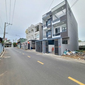 bán nhà 1 trệt 2 lầu full nội thất mt đường thông kinh doanh buôn bán p.tân đông hiệp tp.dĩ an