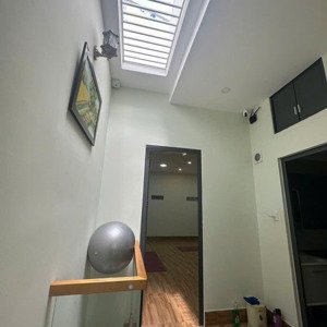 bán nhà gần siêu thị lottle nguyễn văn lượng,p16- 5x17 ,3 tầng ,4pn nhà kiên cố vào ở ngay