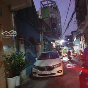 bán nhà đương lạc long quân -quận tân bình- dt: 5m x 15m. giá rẻ 8.5 tỷ