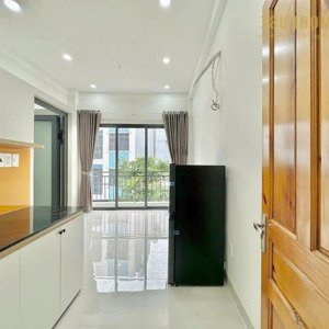 Studio Ban Công Thoáng - Nội Thất Mới - Gần Chợ Phạm Văn Hai, Công Viên Lê Thị Riêng, Quận Tân Bình