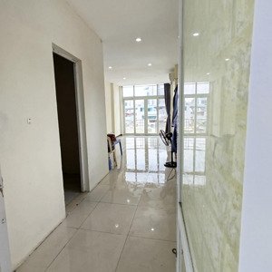 Chính Chủ Cho Thuê Phòng 40m2 - 383 Giải Phóng (đi Bộ đến Trường Kinh Tế, Xây Dựng, Bách Khoa)