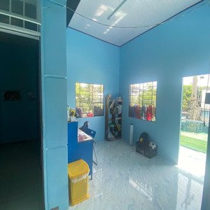 bán nhà mặt tiền kinh doanh đường miếu bà, nhà đẹp, kinh doanh tốt. giá tốt. lh: 