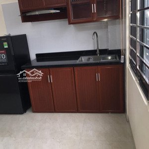 Phòng Full đồ, Giá 3,7 Triệu, Dt 24m2 Tại đường Lê Trọng Tấn, Thanh Xuân. Lh: 