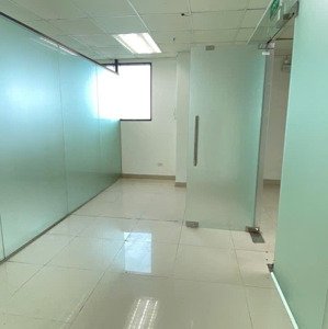 cho thuê văn phòng tại toà intracom cầu diễn mặt đường 32 200m giá 18tr