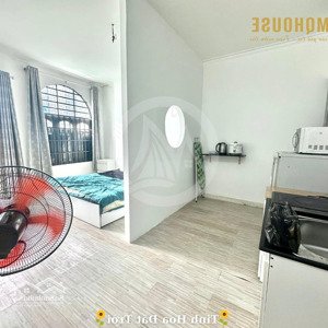 ch - cc - studio tách bếp có bancol vị trí ngay trường đại học hutech, giáp q. 1, gần landmark