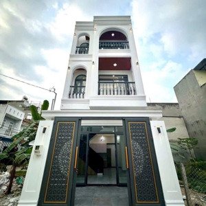 nhà phố 52m2, 3 tầng, ngang 4.5m, hoàn công đủ, đường ô tô 7m, gần chợ long trường