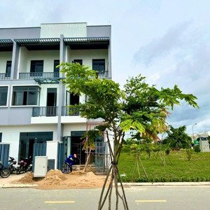 bán nhanh nhà phố chỉ cần bỏ ra 360tr cực rẻ so với khu vực, ngân hàng cho vay 70%
