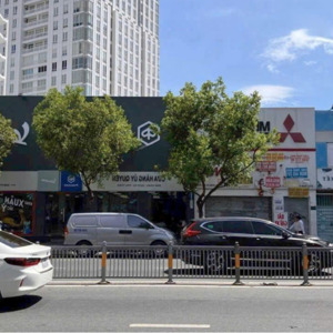 bán nhà ngay góc 2mt đồng nai, quận 10. 18m x 25m. hdt: cấp 4. hđt: 200triệu. giá 65tỷ