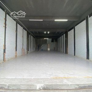 Cho Thuê Căn Lièn Kề Geleximco, Hoàn Thiện Cơ Bản Làm Kho, Dt 100m X 4 Tầng Giá 11 Triệu