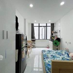 Các Bạn ơi Mình Cho Thuê Phòng Trọ Có Cửa Sổ Lớn Ngay đường Thích Quảng đức Giáp Thủ đức, Gò Vấp