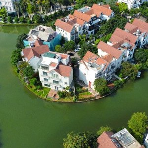 Biệt Thự đơn Lập 300m2 Tại Vinhomes Green City , Hậu Nghĩa , Long An