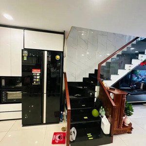 Nguyễn Văn Yến -p. Tân Thới Hoà -q. Tân Phú-52 M2-3tầng-btct-5.xxtỷ