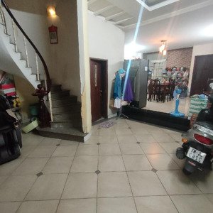 ngộp bank nhà 3 tầng mặt tiền đường đông hưng thuận 02,phường đht, q12, dt 203m2(7,6mx31m) giá 13tỷ