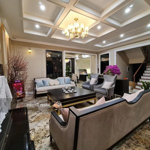 Biệt Thự Vip Liên Phường - đối Diện Global City - Nt Nhập Khẩu ý & Pháp & Mỹ - Gía Tốt Chỉ 33 Tỷ