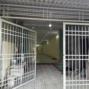 Nhà Mặt Tiền Võ Văn Kiệt Cực Rộng
