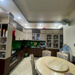 Bình Tân, Mặt tiền nhựa Kinh doanh, Nhà đẹp 3 Tầng, 118m2, ngang 5.2m,giá rẻ