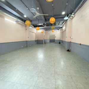 cho thuê mặt bằng kinh doanh 550m2, mặt tiền đường hồng lạc - ngay khu bàu cát