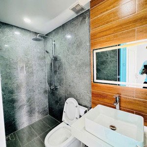 gía 5.6 tỷ nhà 4 tầng hxh - đường phùng văn cung - phan xích long - phường 7 - phú nhuận