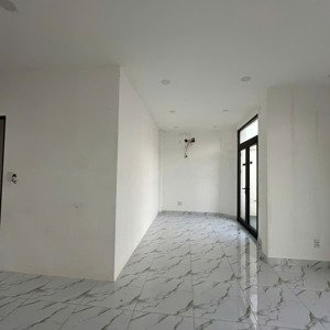 gấp cho thuê nhà phố hoàn thiện giá chỉ 20 triệu r.ẻ nhấ.t tại vinhomes grand park