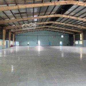 cho thuê kho xưởng ngoài kcn đức hòa, long an, khuôn viên: 4.000m2, xây dựng: 2.000m2