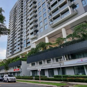 cho thuê 180m2 tầng trệt và tầng lửng tại trung tâm đường tạ hiện