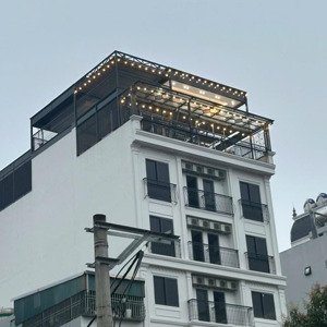 bán nhà mặt phố tô ngọc vân, dt 136m x5t mt 7,2m ,mp vip tây hồ rất nhiều khách nước ngoài thuê
