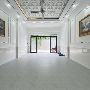 bán nhà, hxh 7m, giá 8,9 tỷ, 5m x 20m, nhà 3 tầng, st, full nt cao cấp, huỳnh tấn phát, nhà bè.